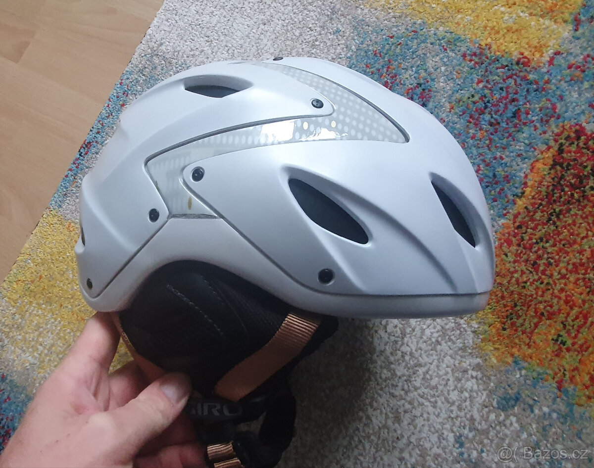 helma Giro OMEN vel.L