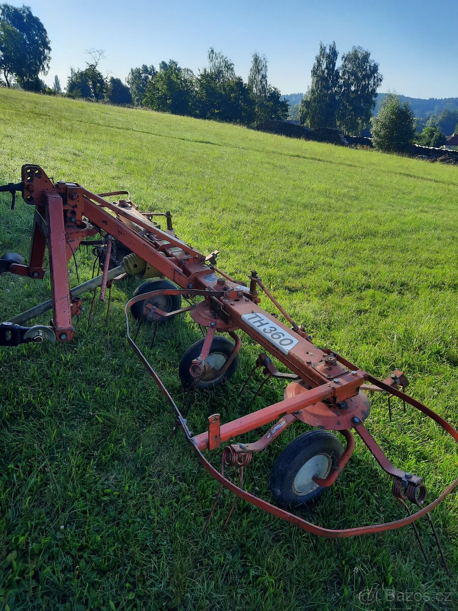 Prodám obraceč Fella TH 360