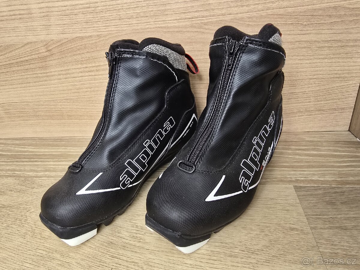 Juniorské boty na běžky vel.22cm