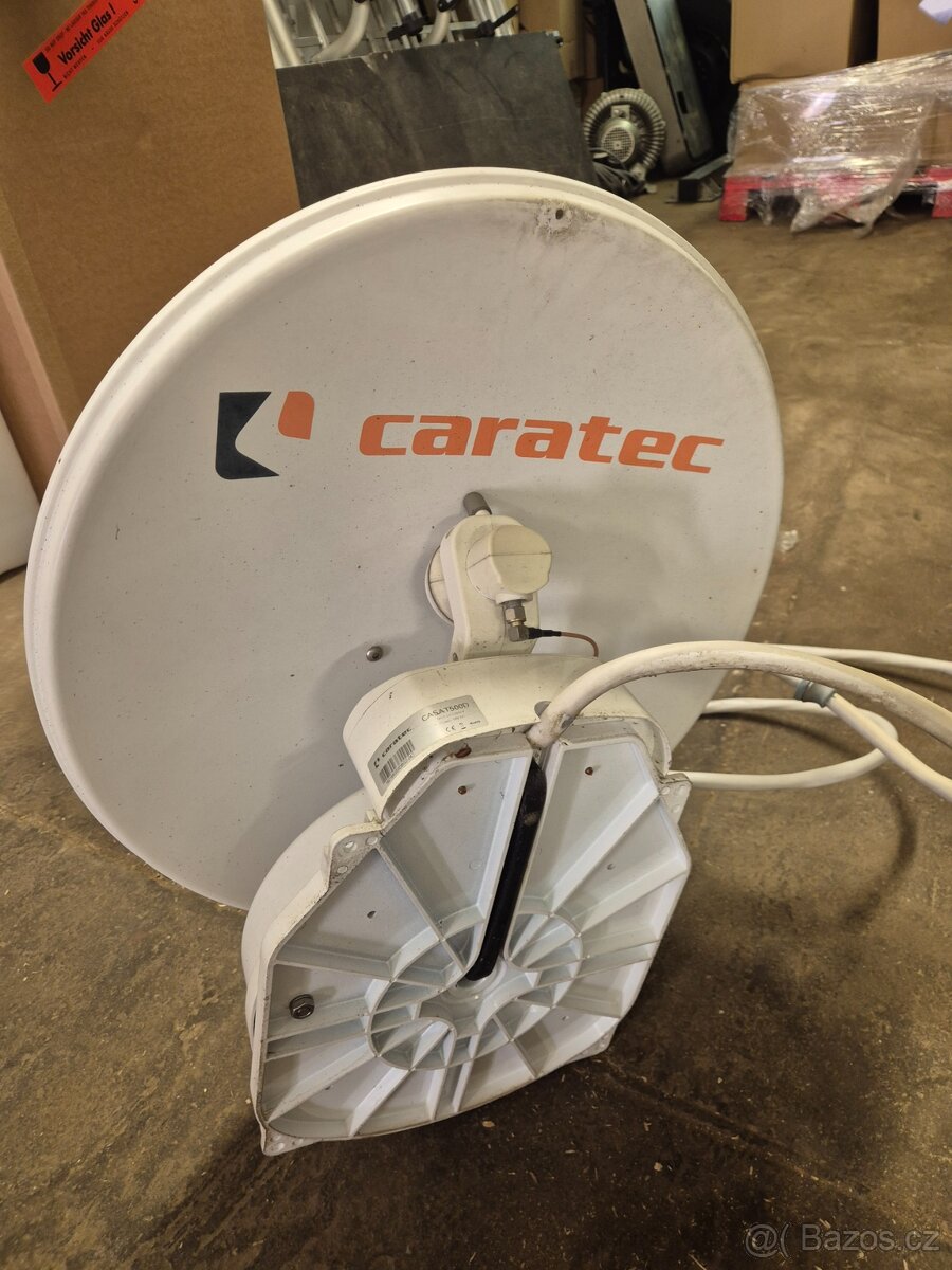 Satelit caratec