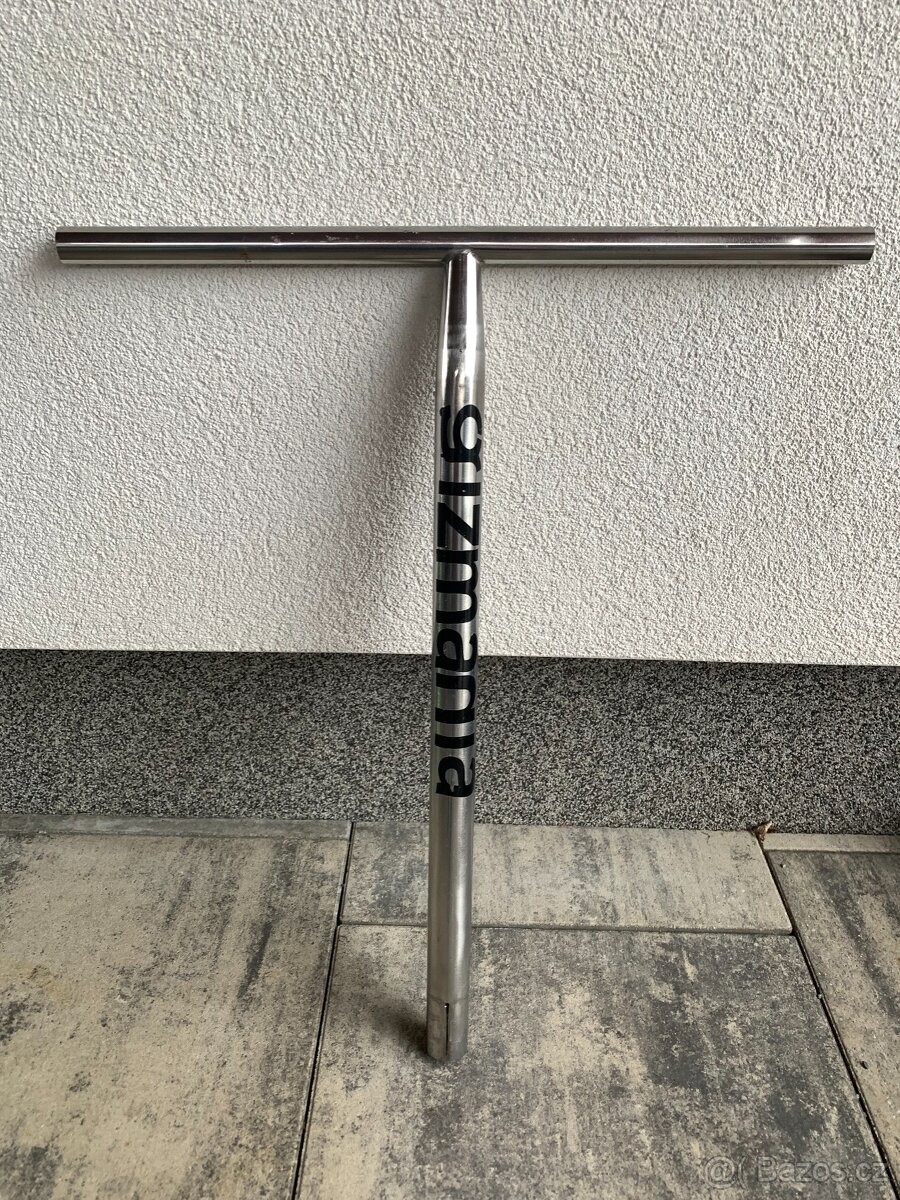 Řídítka na koloběžku