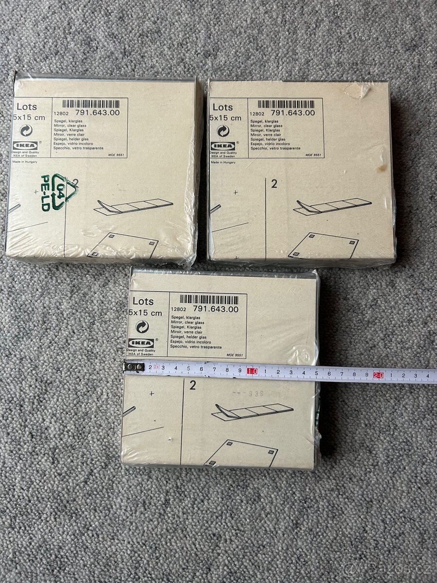 Zrcadla na nalepení