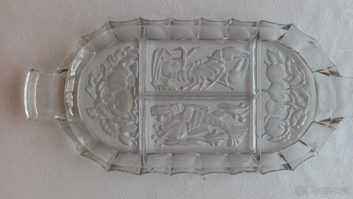 Starožitný skleněný podnos