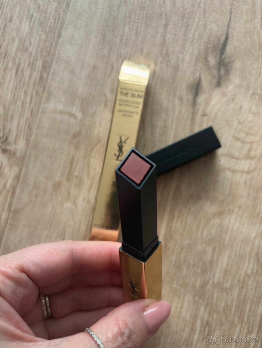 Rtěnka Slim Yves Saint Laurent