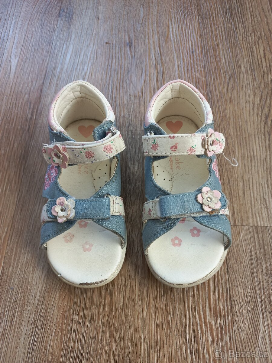 Divci sandály vel. 23