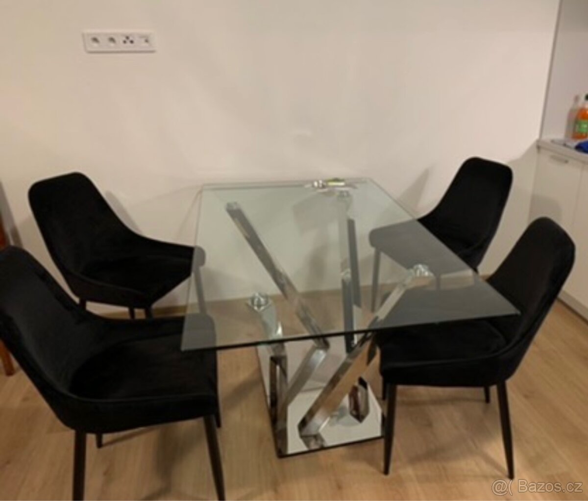 Prodám jídelní židle 4ks