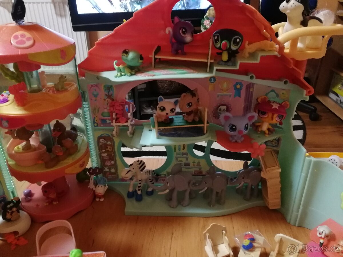 Domeček pro Pet Shop