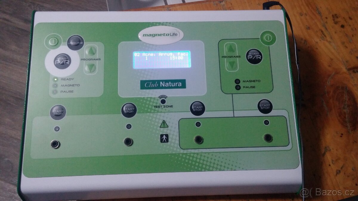 Zdravotni magnetoterapeutický přístroj