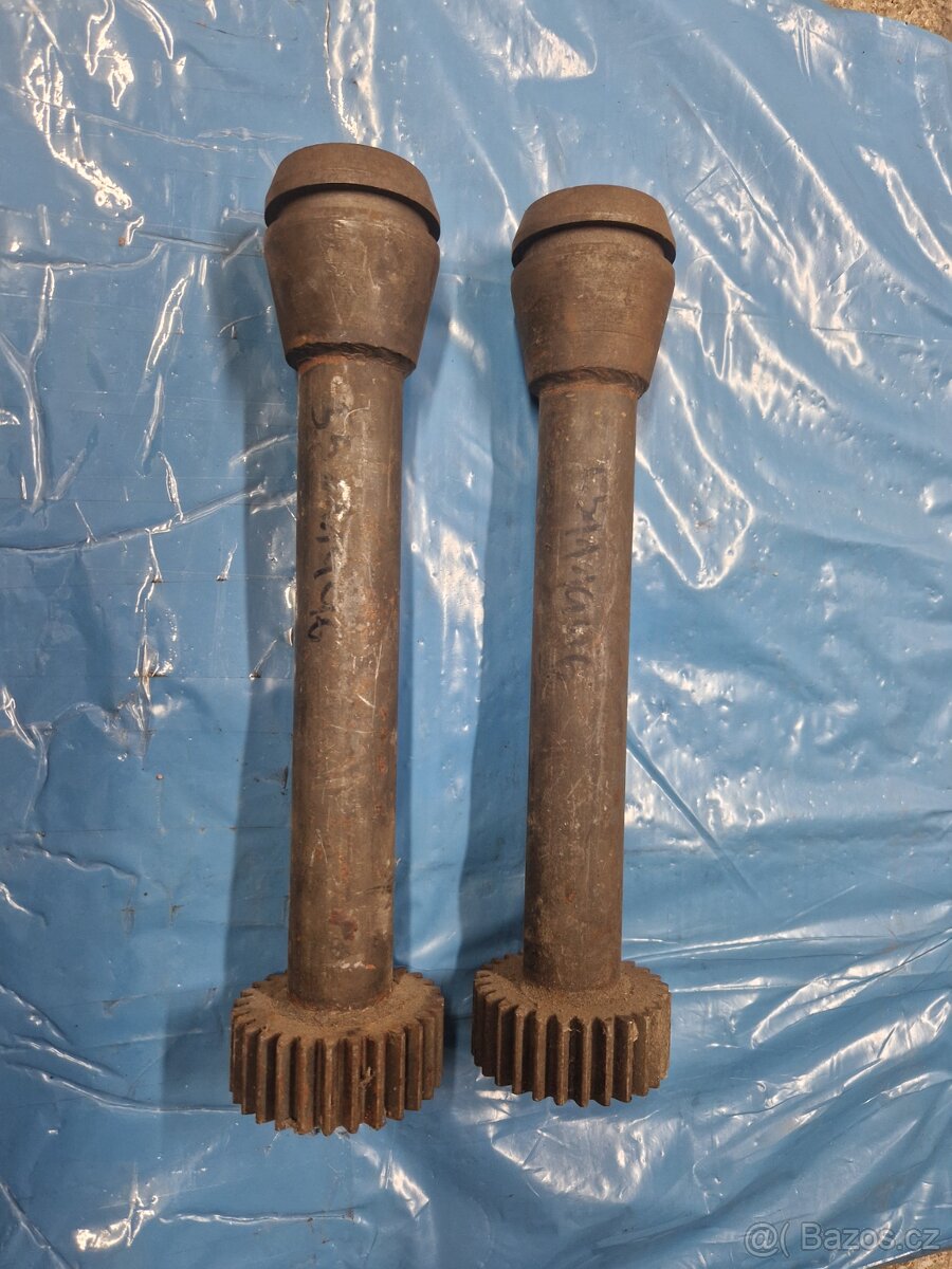 Kolo hydrauliky zetor 7011