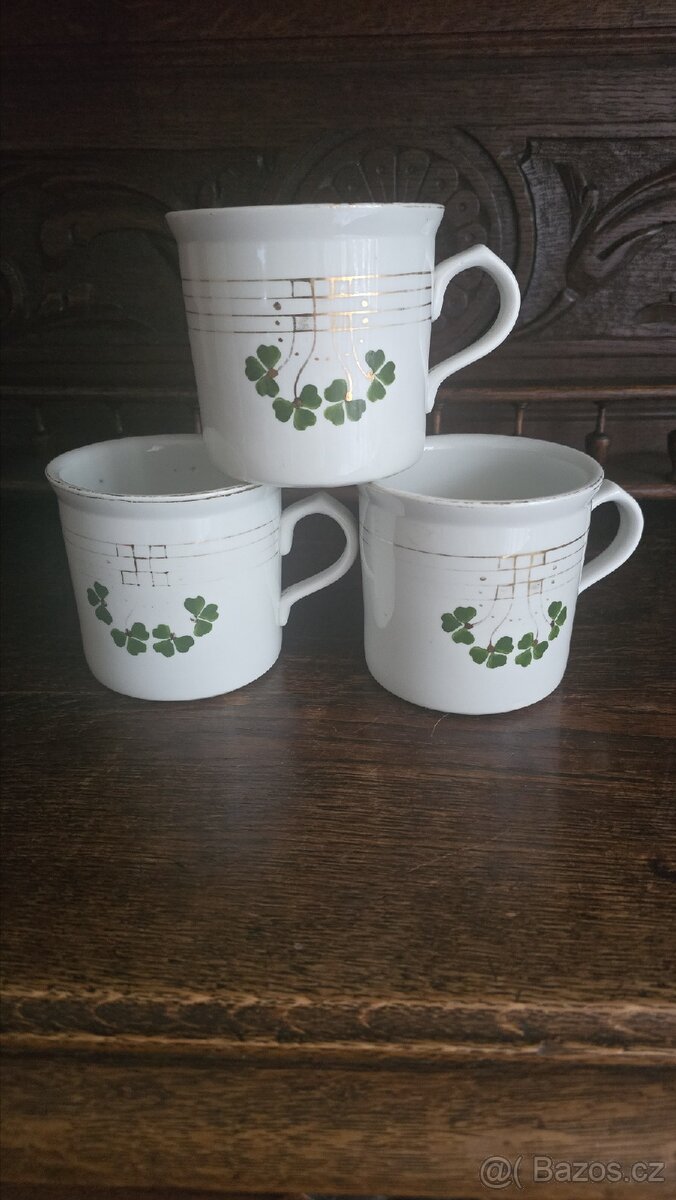 Hrníčky s motivem čtyřlístků