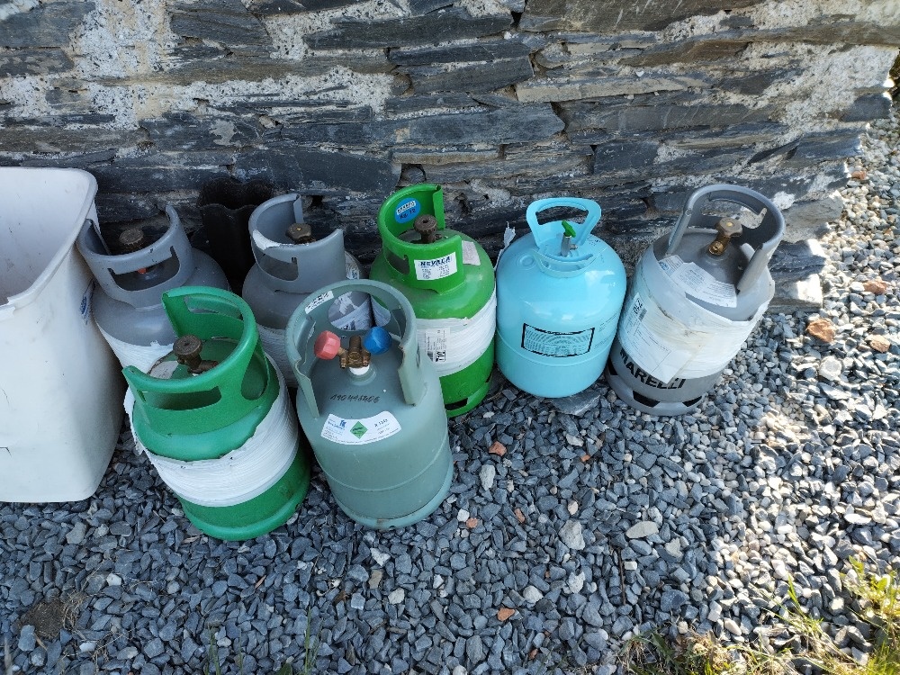 Tlakové láhve prázdné po R 134 a