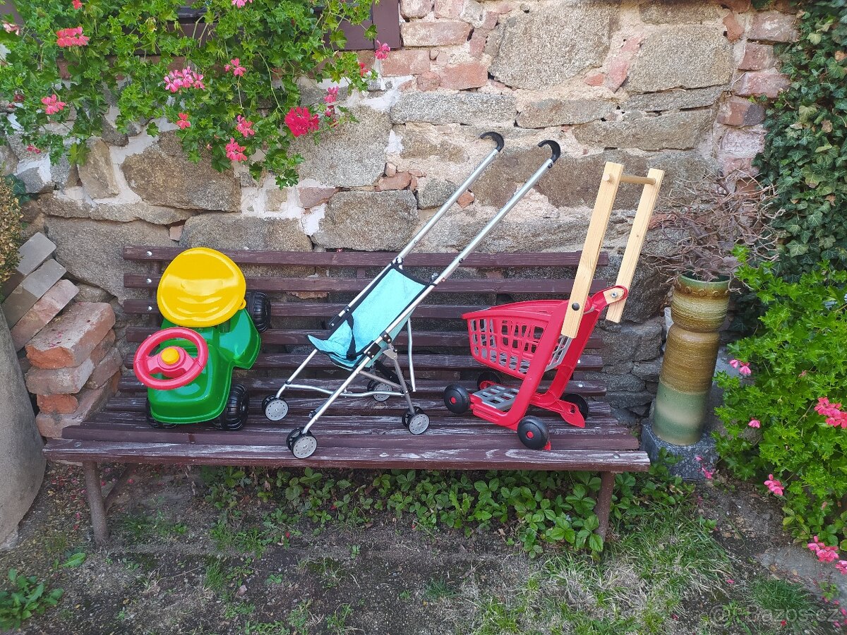 kočárek -golfky, nák.vozík pro panenky a auto