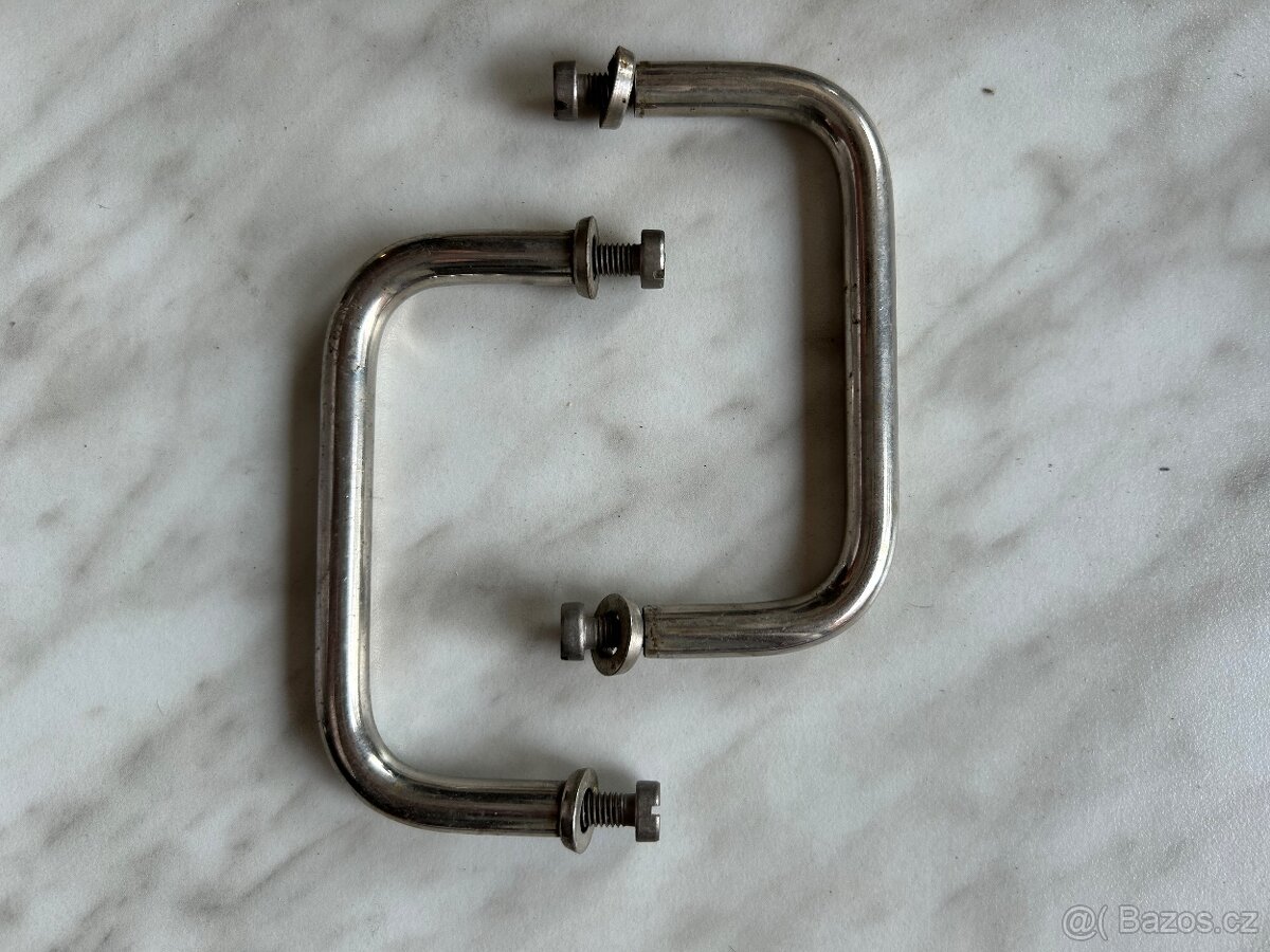 Nábytkové úchytky