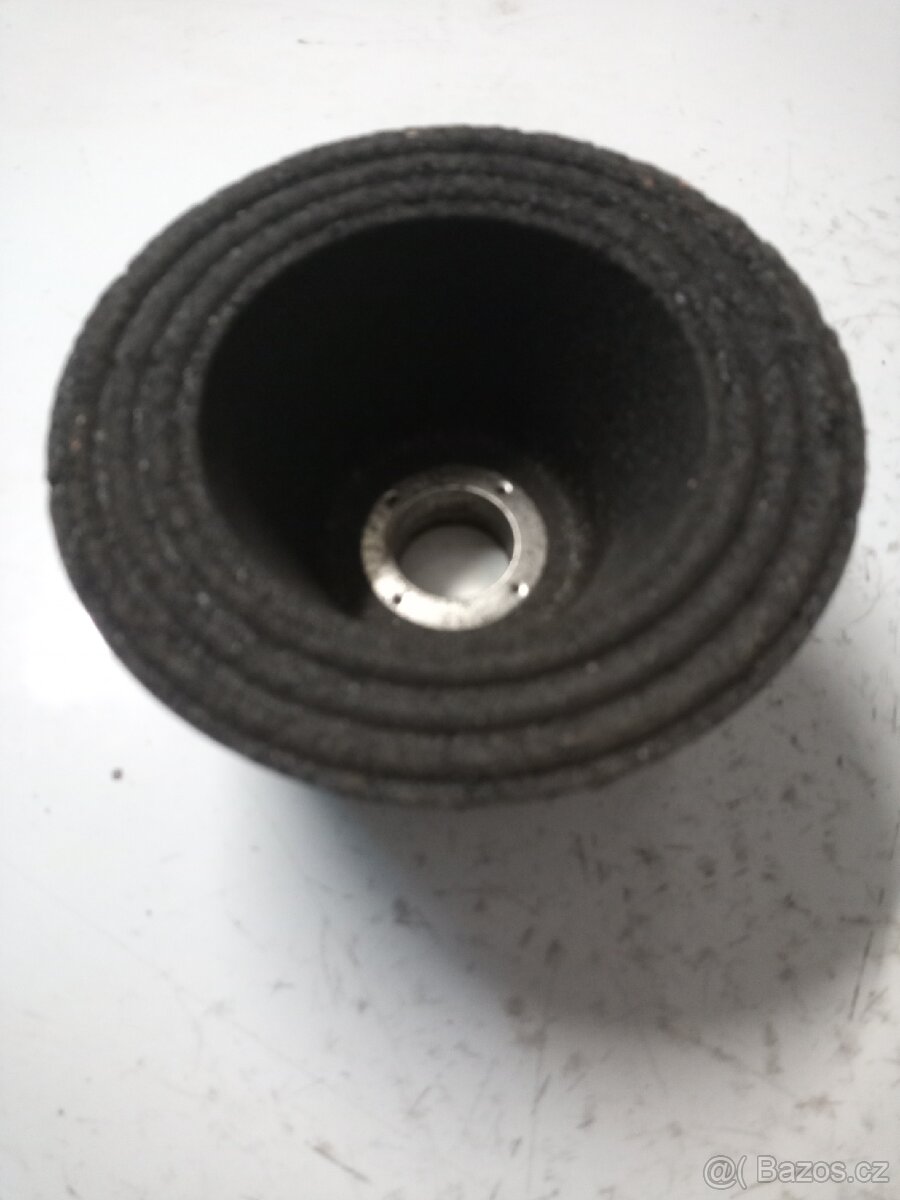 Brusné kotouče miskové.