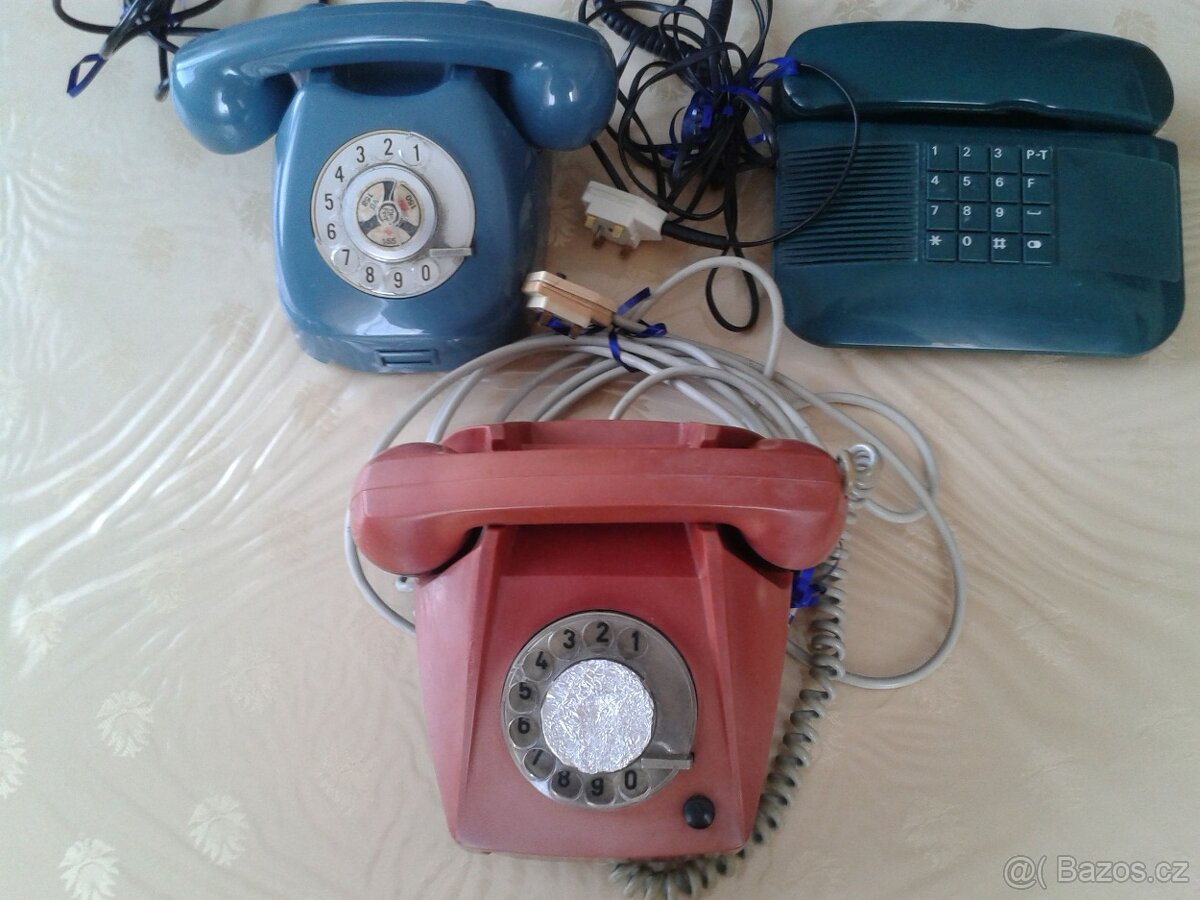 Retro telefony Tesla