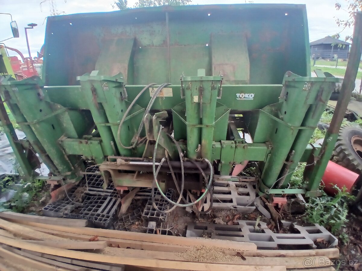 Sazeč brambor Hassia