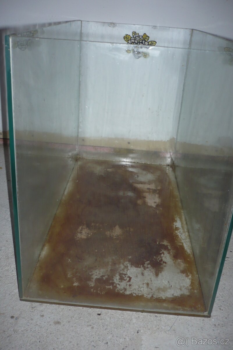 akvárko - terárium 70x35x40 cm