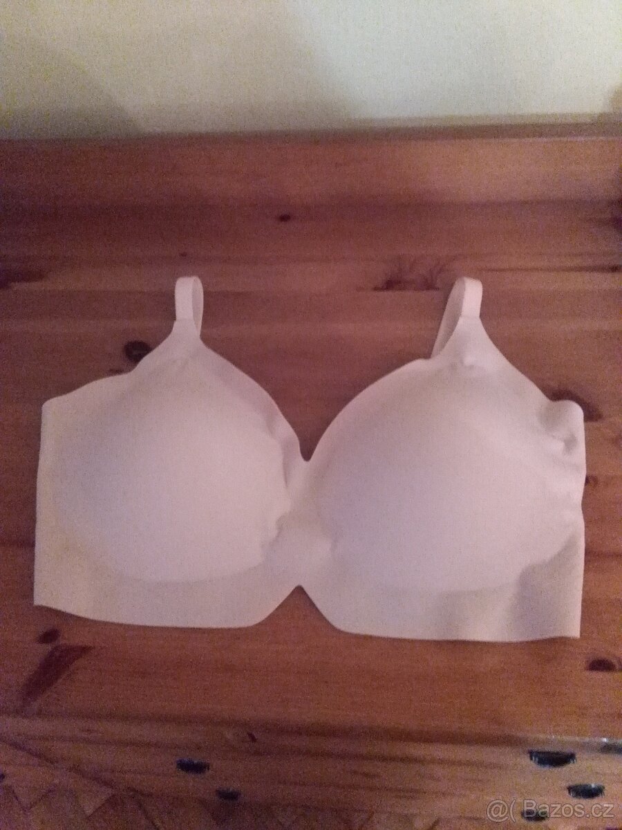 Nová podprsenka
