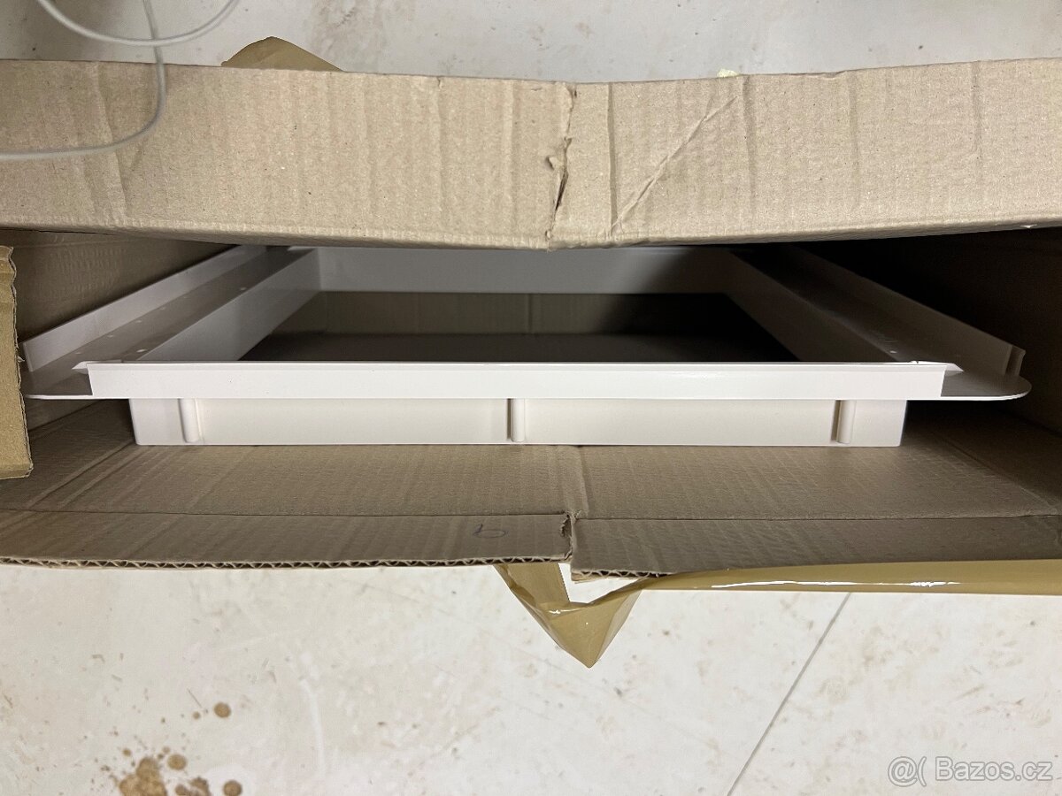 Vnitřní rám pro okna Dometic Mini Heki/Style