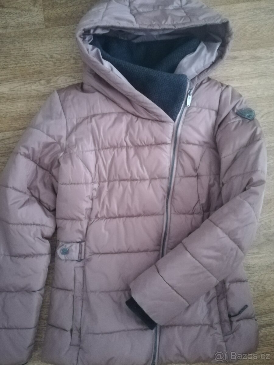 Zimní bunda