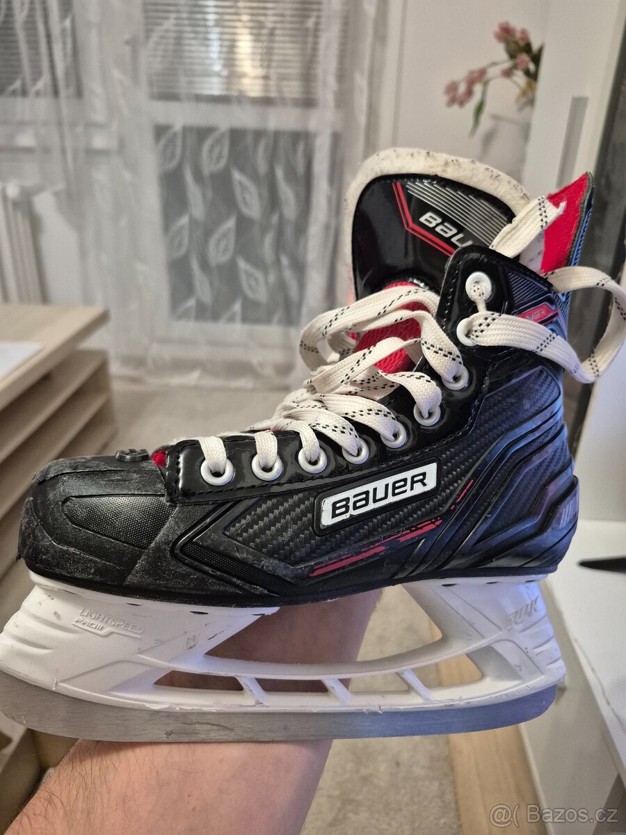 Prodám brusle Bauer NSX