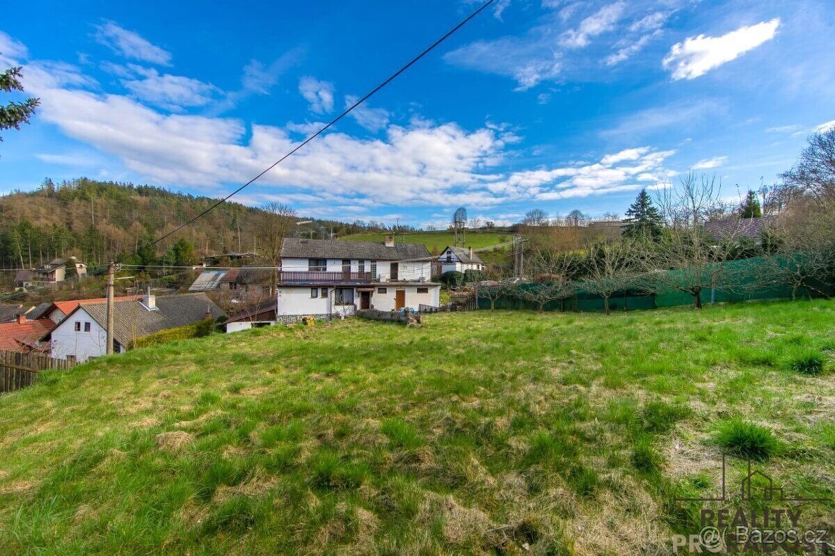 Prodej pozemku ve Zvíkovci, prodej pozemek Zvíkovec