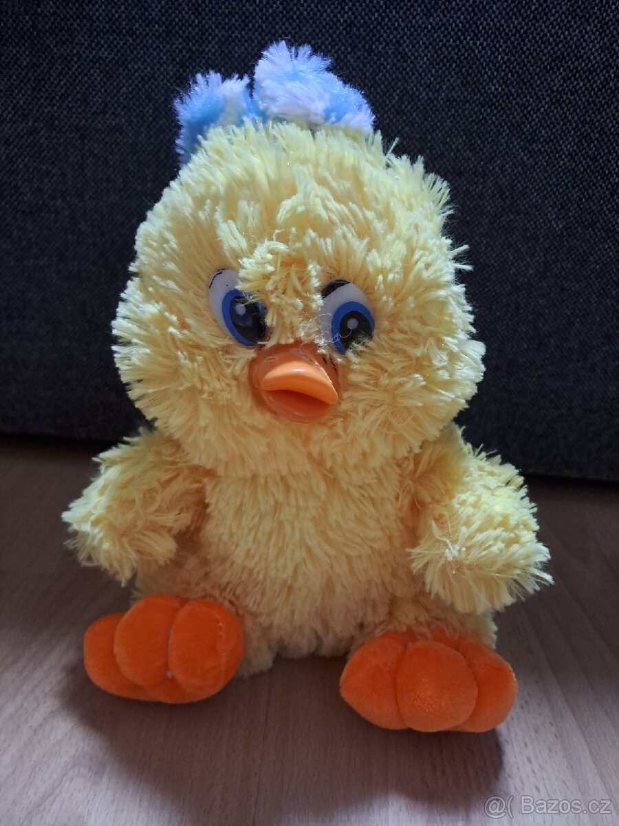 Dětská hračka krásné kuře