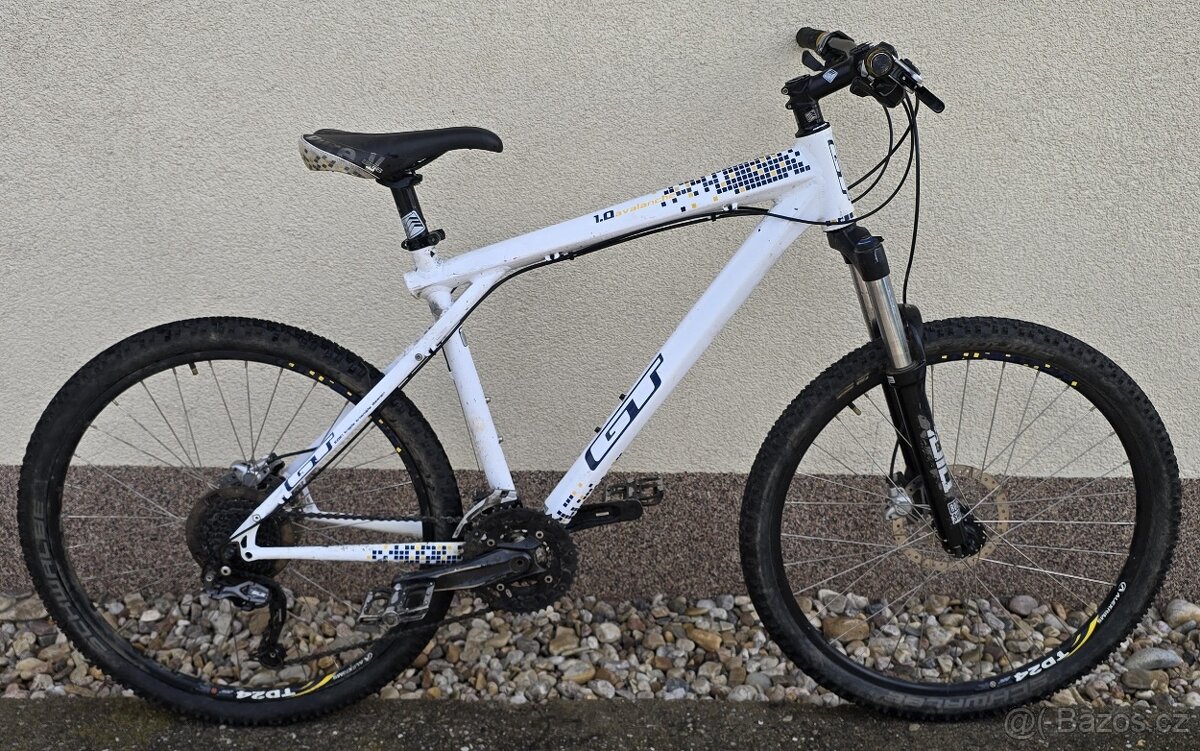 GT Avalanche 1.0 - horské kolo