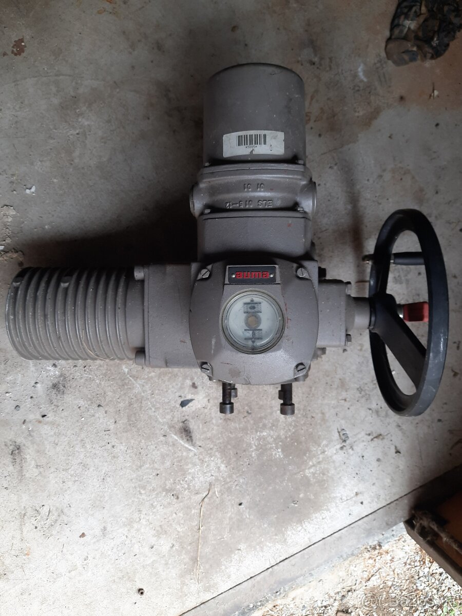 El.motor s převodovkou