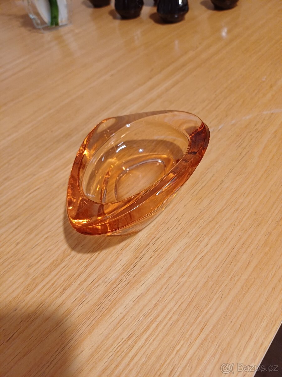 Retro skleněný popelník