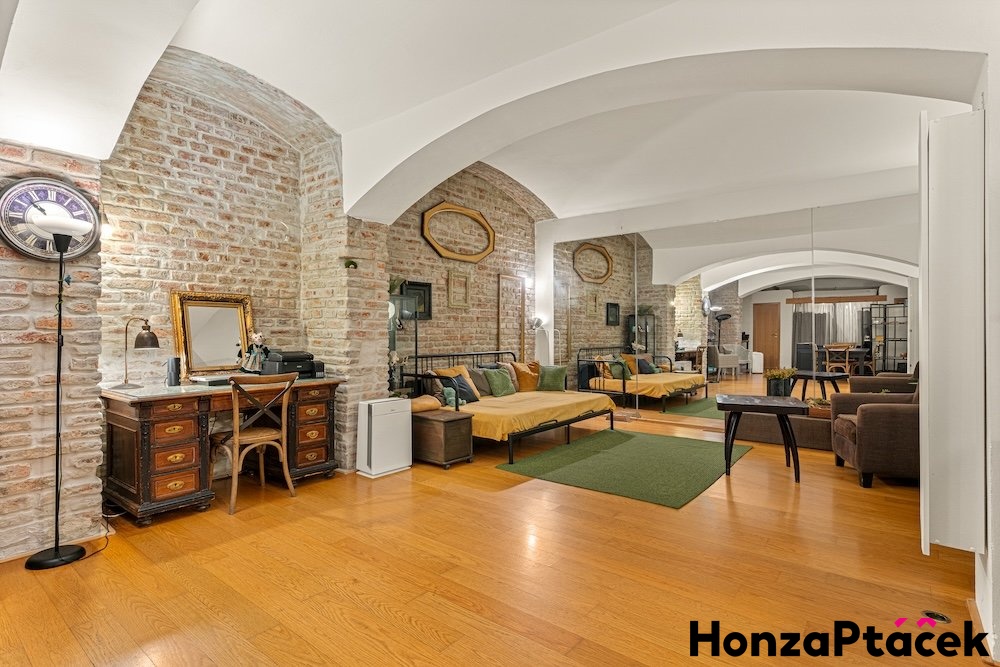 Prodej, jógové studio 66m2, Dittrichova, Nové Město