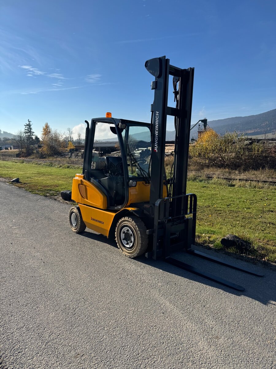 JUNGHEINRICH TFG 420s - LPG - AKCE