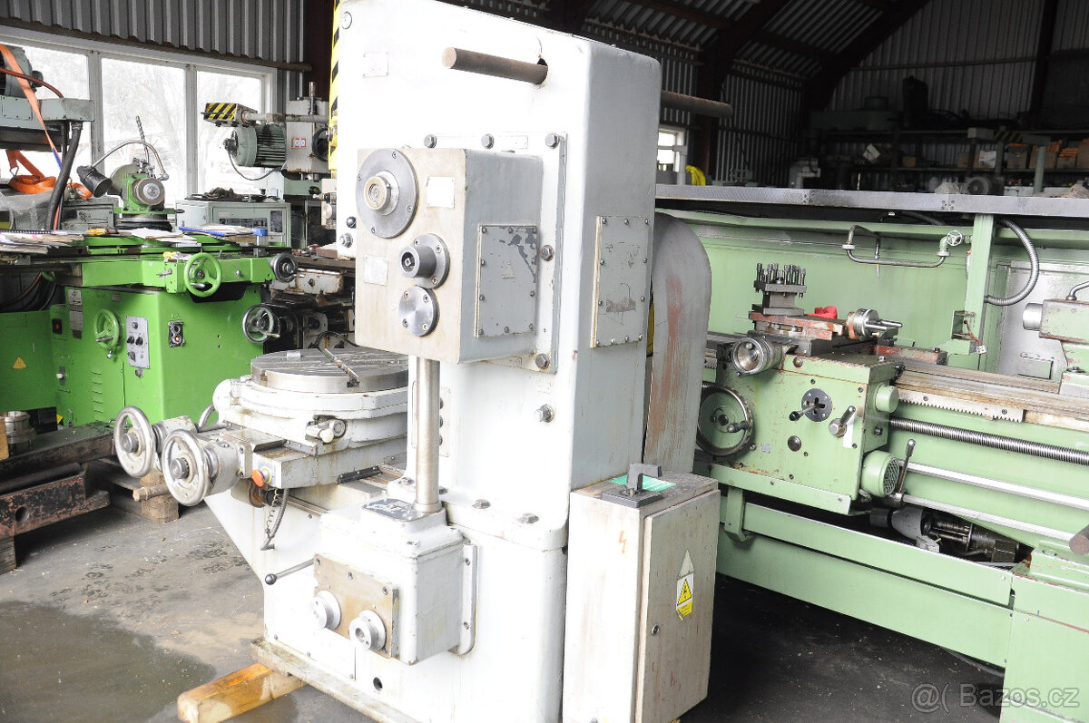 obrážečka svislá 7A420M