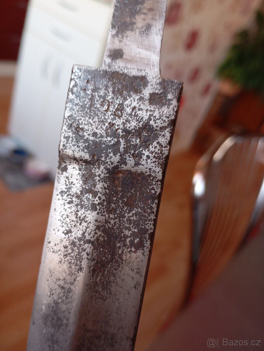 Čepel četnické šavle.