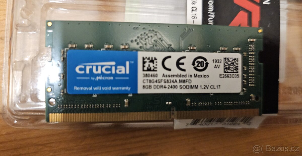 Crucial (RAM pro notebooky) 8 GB DDR4 2400 CL17.