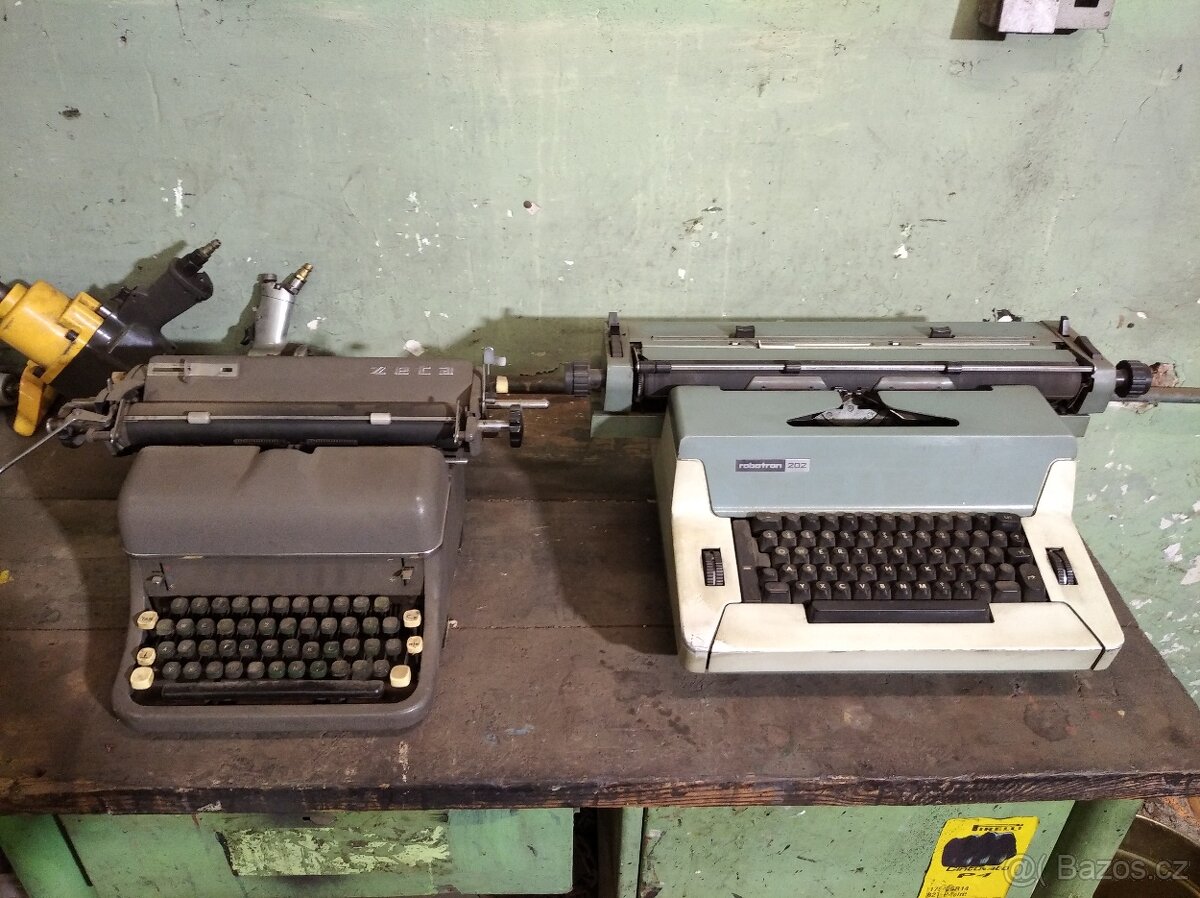 Staré psací stroje