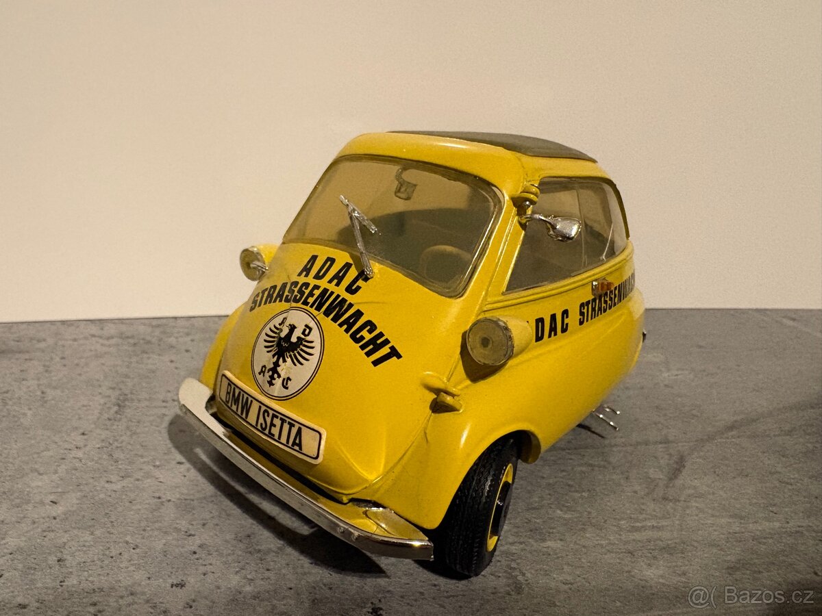 Model BMW Isetta 250 German ADAC Strassenwacht