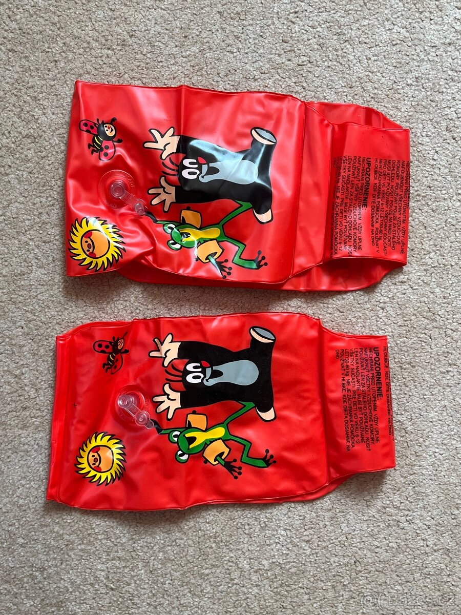 Dětská nafukovací plovcí křidélka s krtečkem