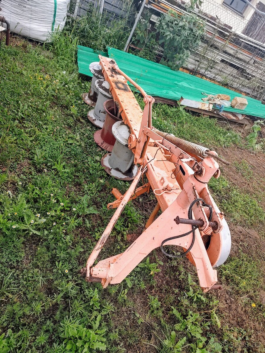 Rotační bubnová sekačka za traktor