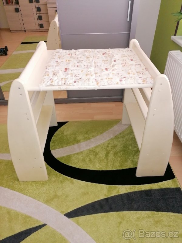 Přebalovací pult pro mimi