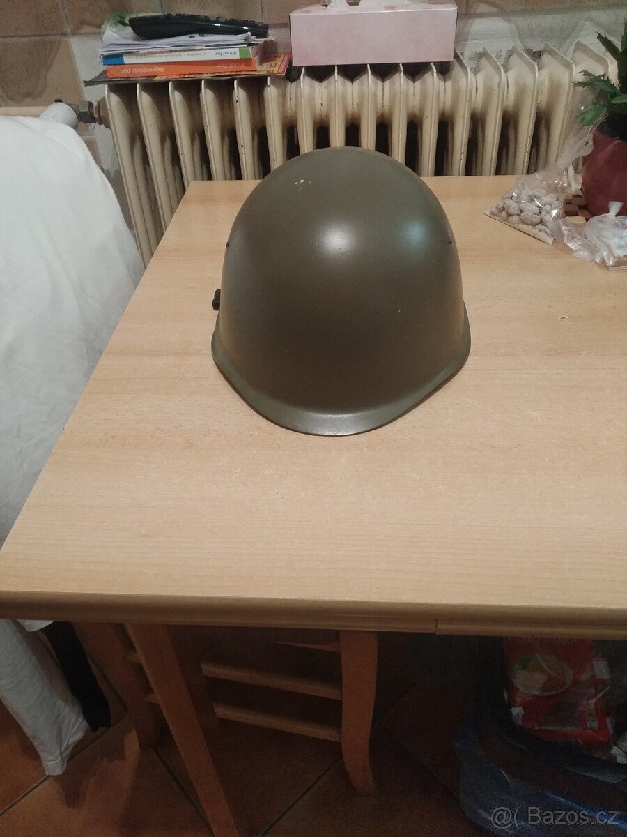 Prodám Vojenskou helmu vzor 53