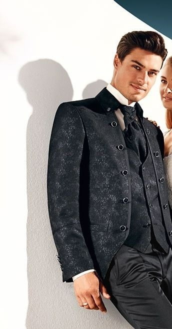 Společenský luxusní oblek ( i na svatbu)