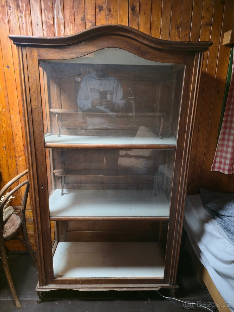 Prodam starozitny sklenik