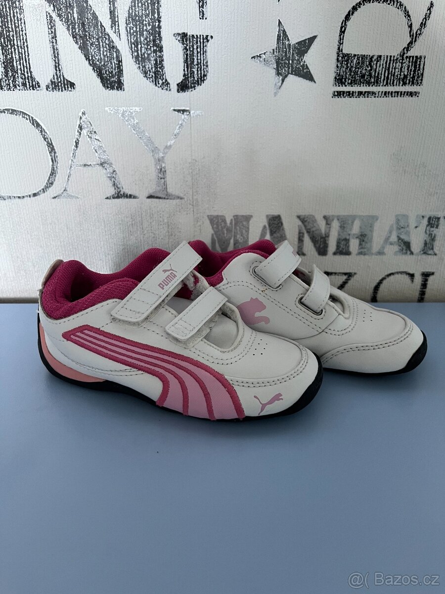 Dívčí boty PUMA, vel. 22