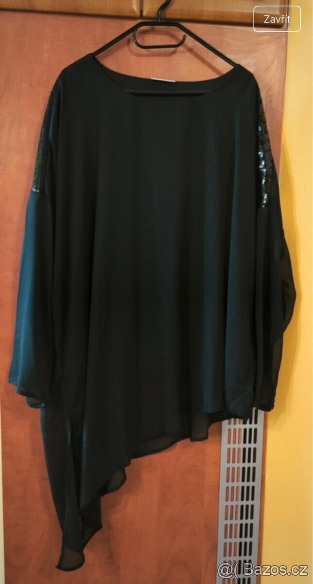 Společenská halenka černá vel.XXL/52.