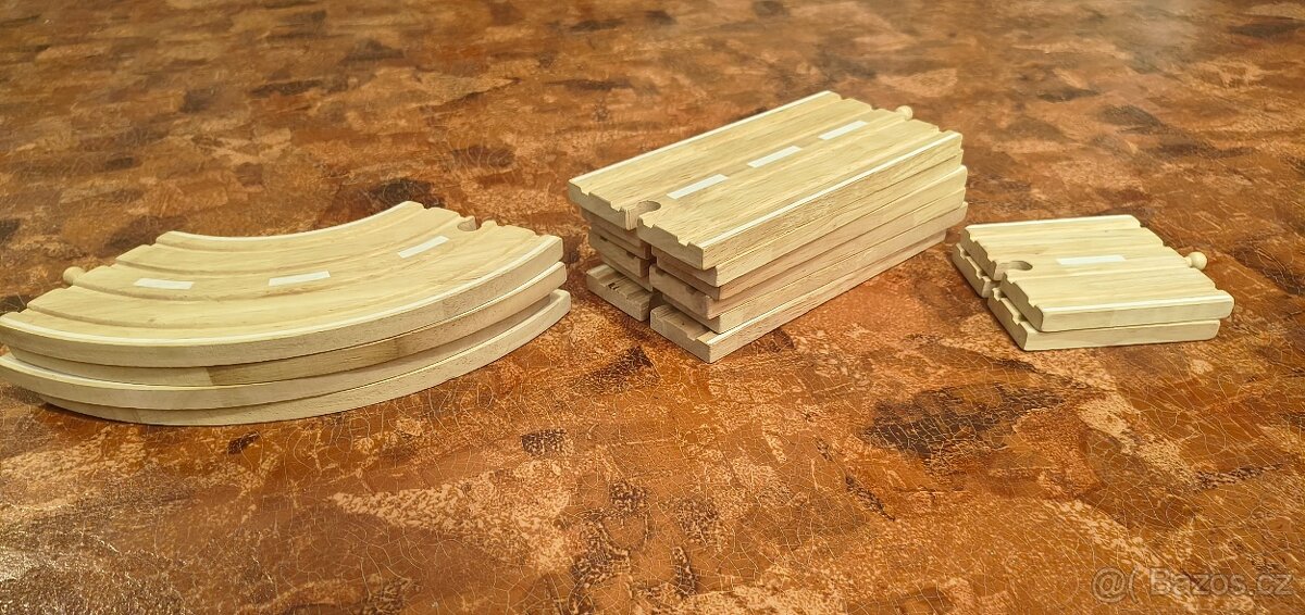 drevena autodraha s prislusenstvim