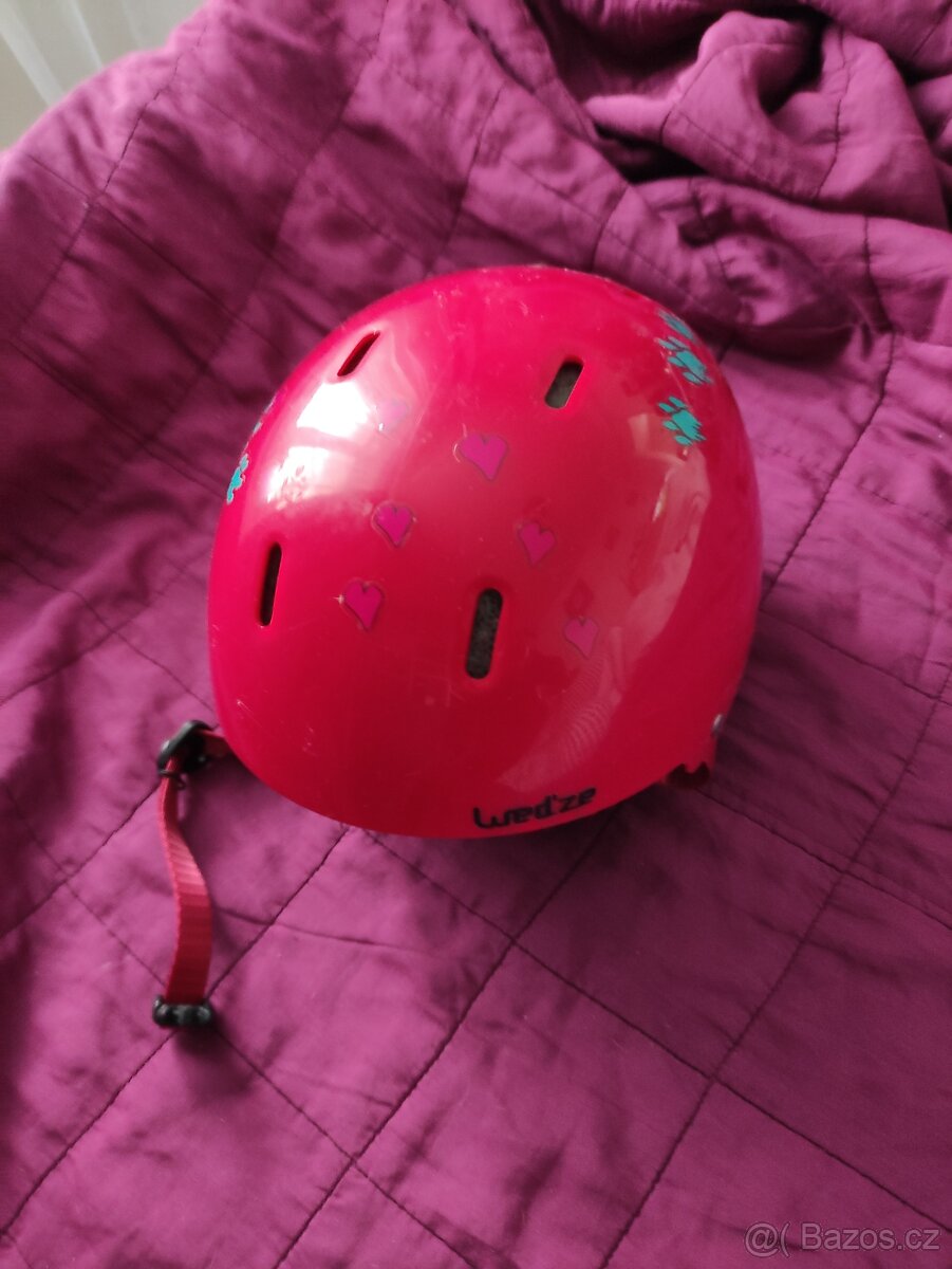 Prodám dětskou lyžařskou helmu Wedze