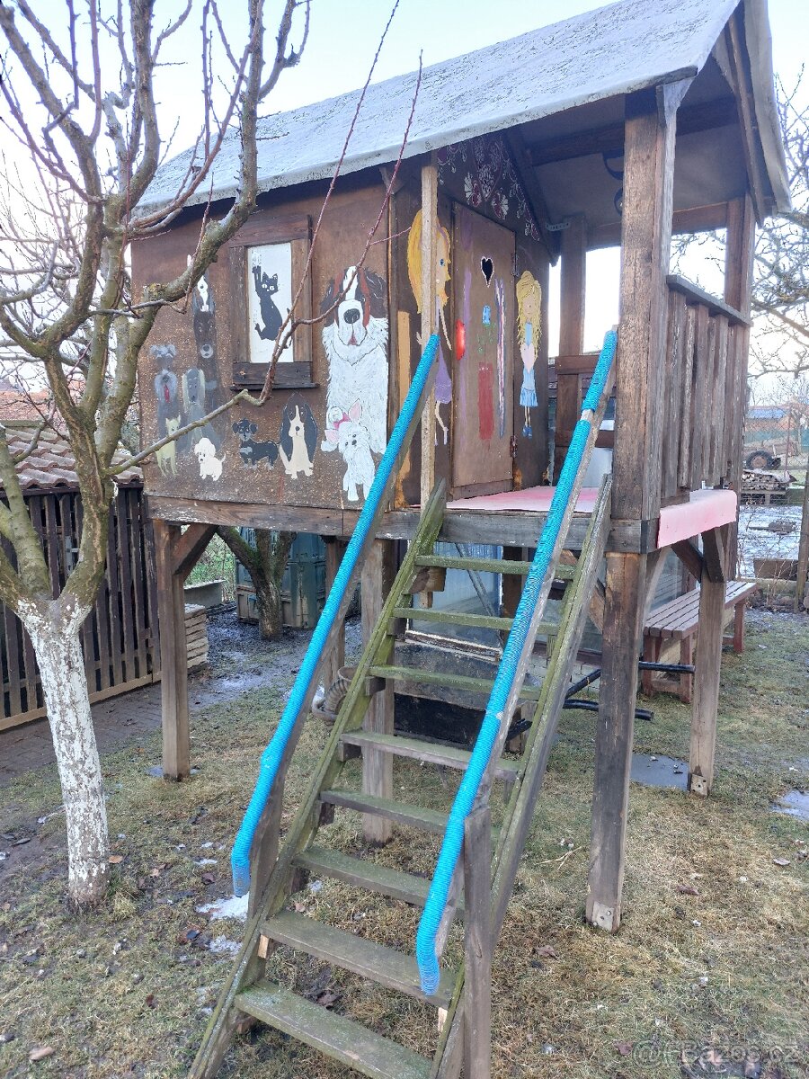 Dětský zahradní domeček