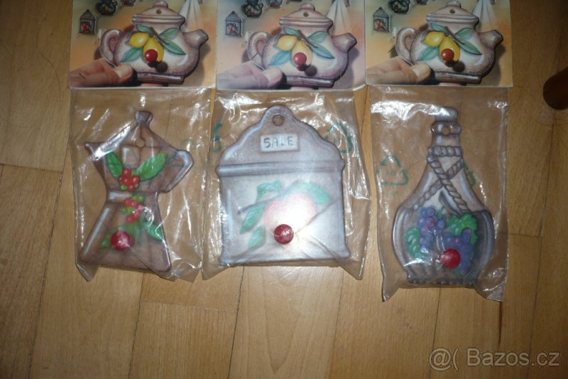 věšák do kuchyně