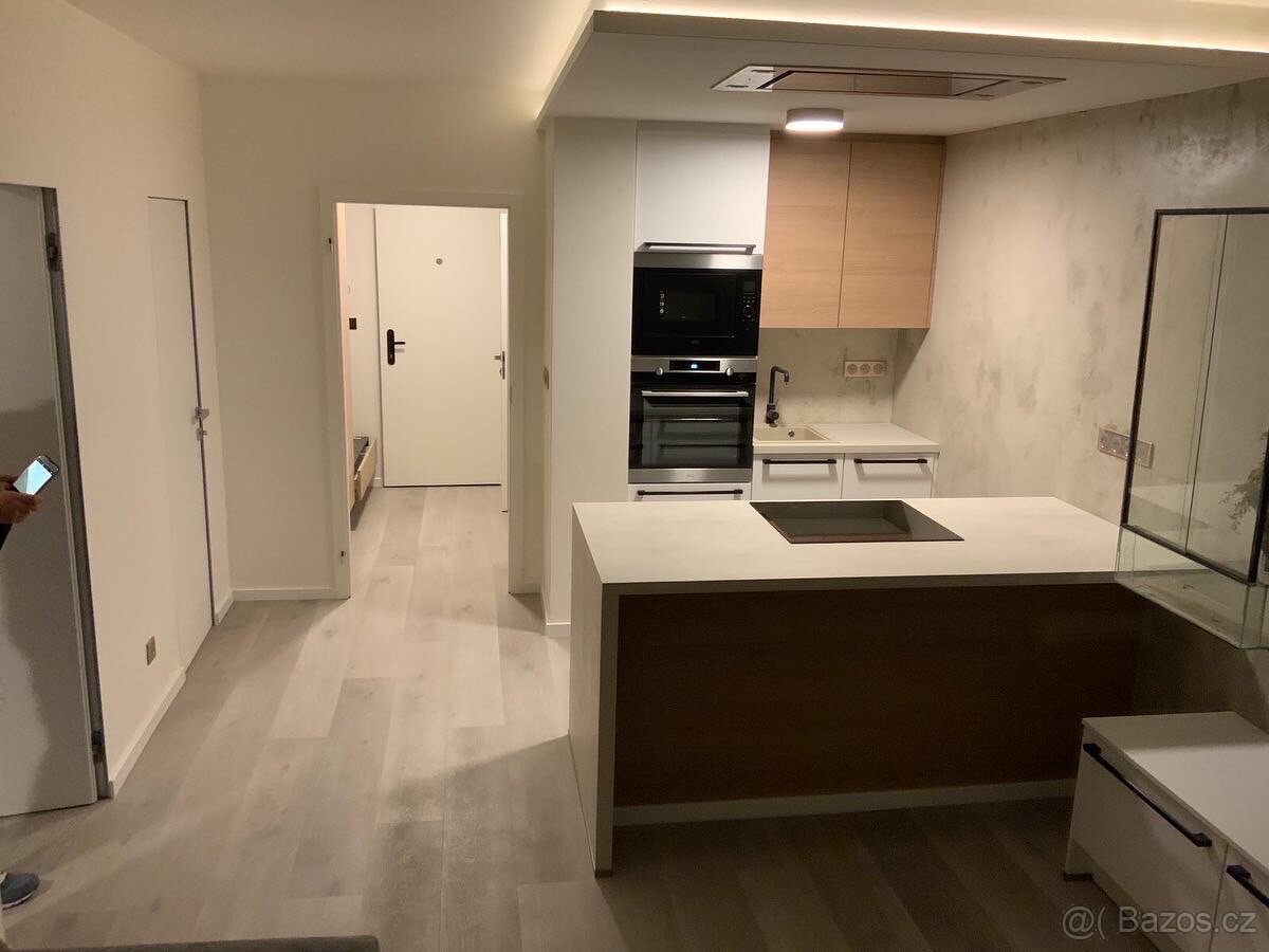 ZEDNICKÉ PRÁCE, KOMPLETNÍ REKONSTRUKCE BYTU, KOUPELNY ATD…